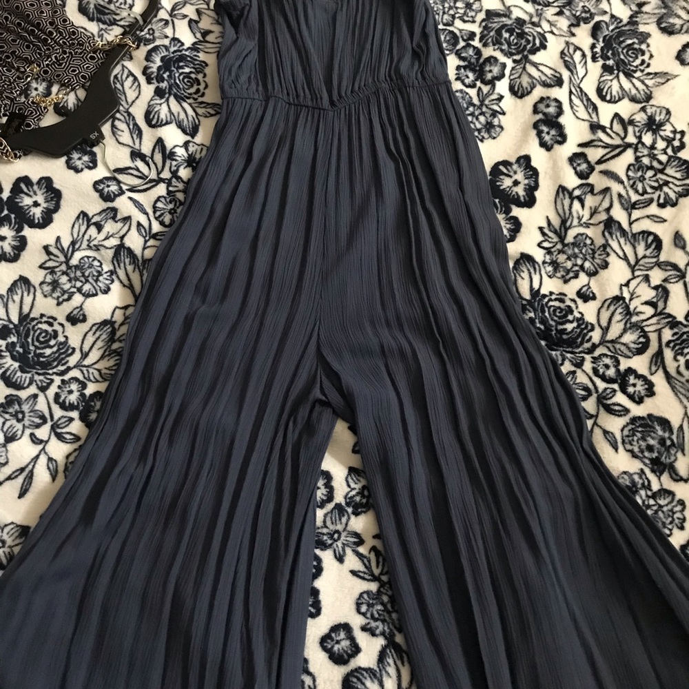 Women’s “American Rag” Dark Blue One Piece Jumpsuit😍 - Picture 5 of 6